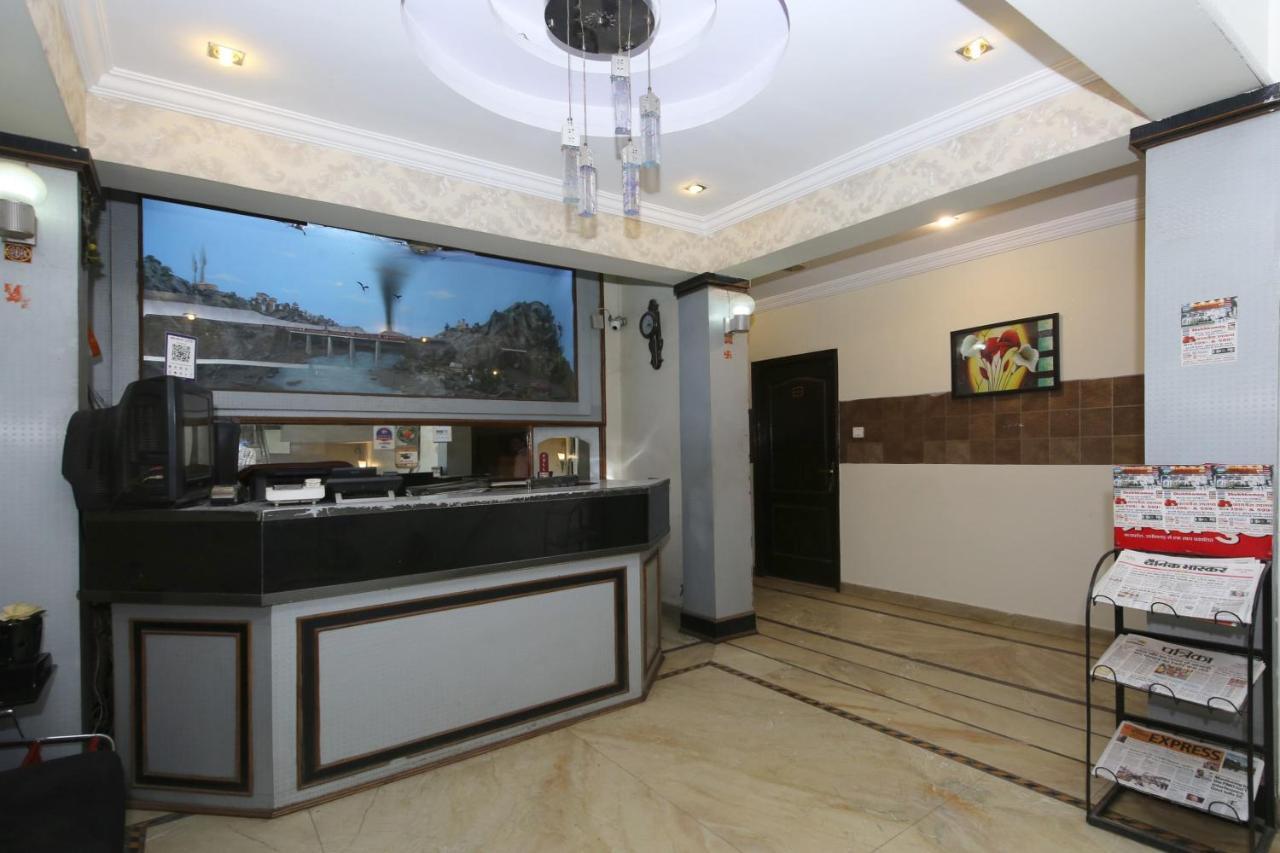 Oyo Hotel Shubhkamna Джабалпур Экстерьер фото