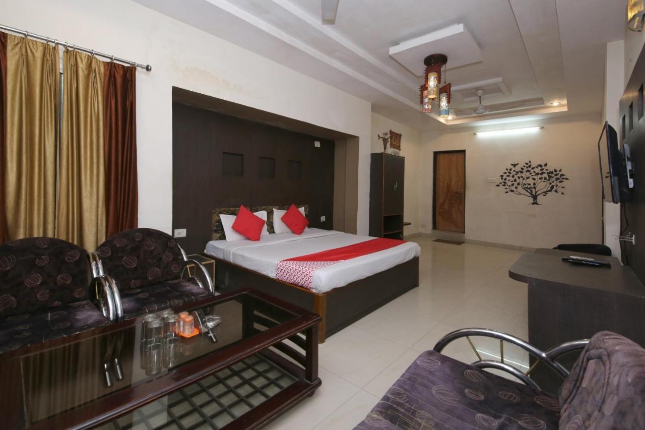 Oyo Hotel Shubhkamna Джабалпур Экстерьер фото