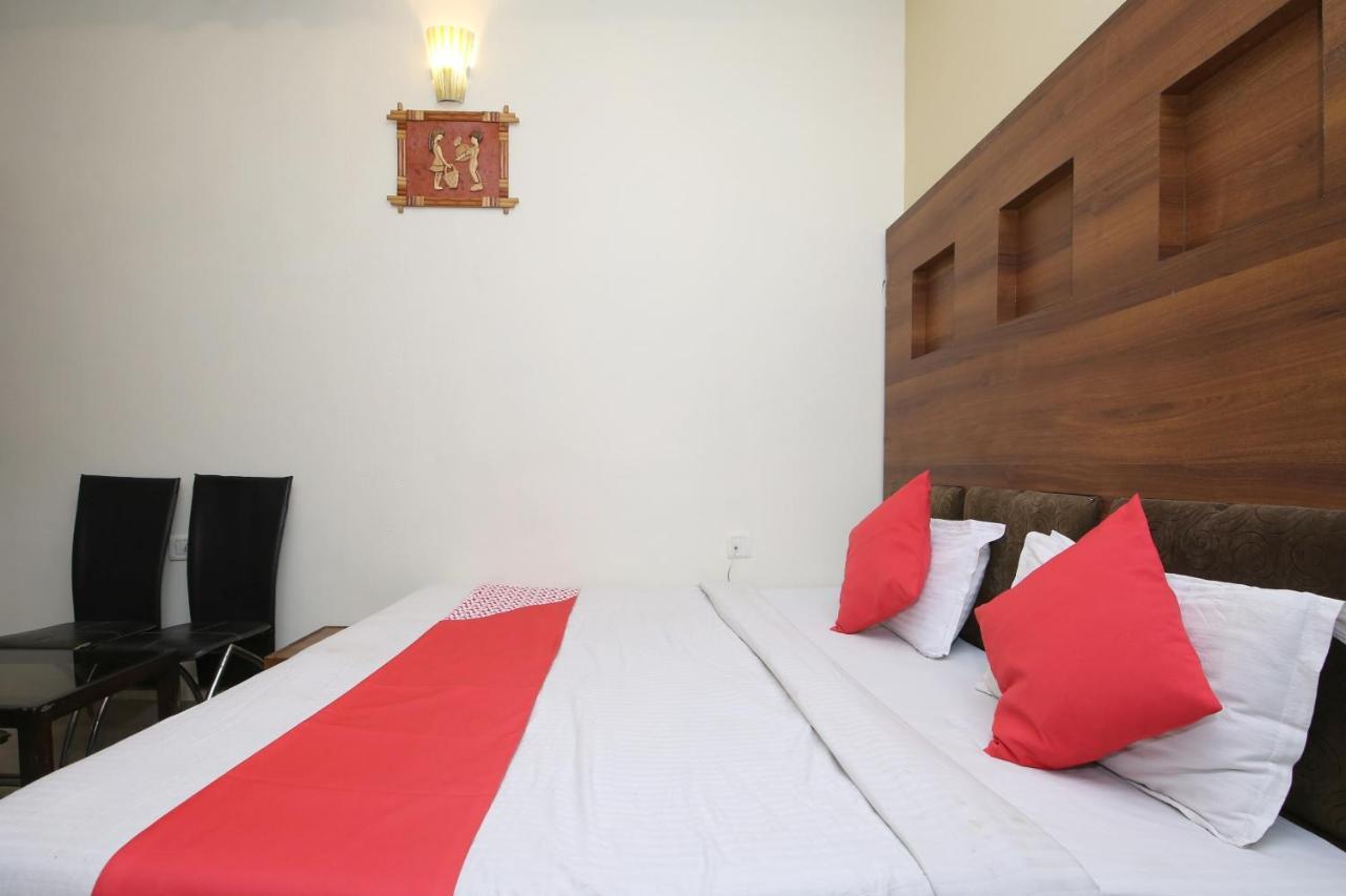 Oyo Hotel Shubhkamna Джабалпур Экстерьер фото