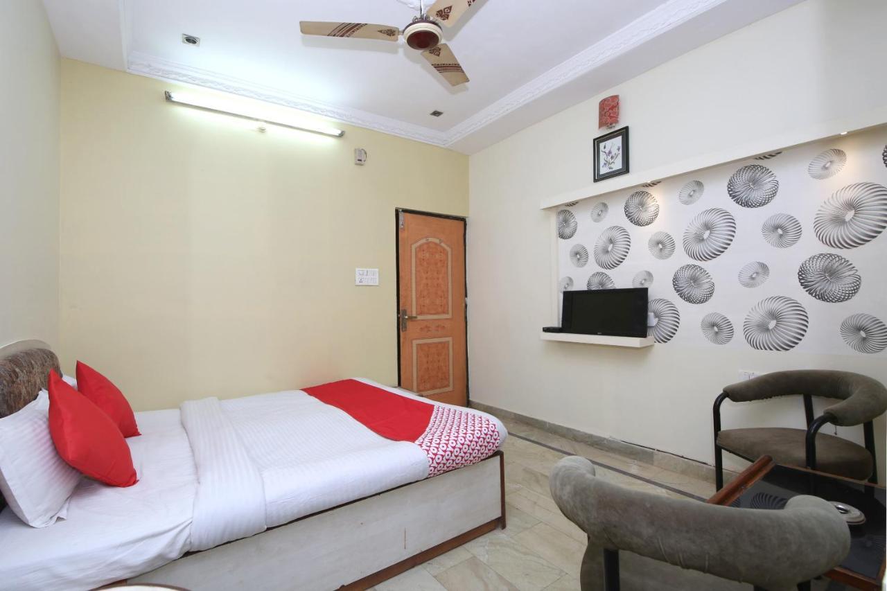 Oyo Hotel Shubhkamna Джабалпур Экстерьер фото