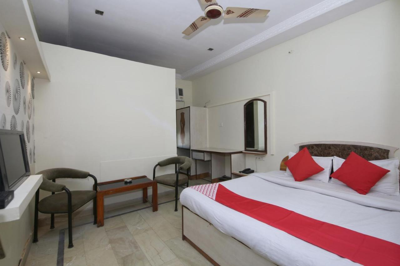 Oyo Hotel Shubhkamna Джабалпур Экстерьер фото