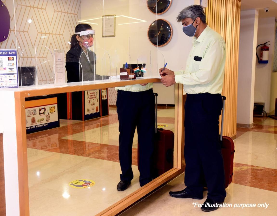 Oyo Hotel Shubhkamna Джабалпур Экстерьер фото